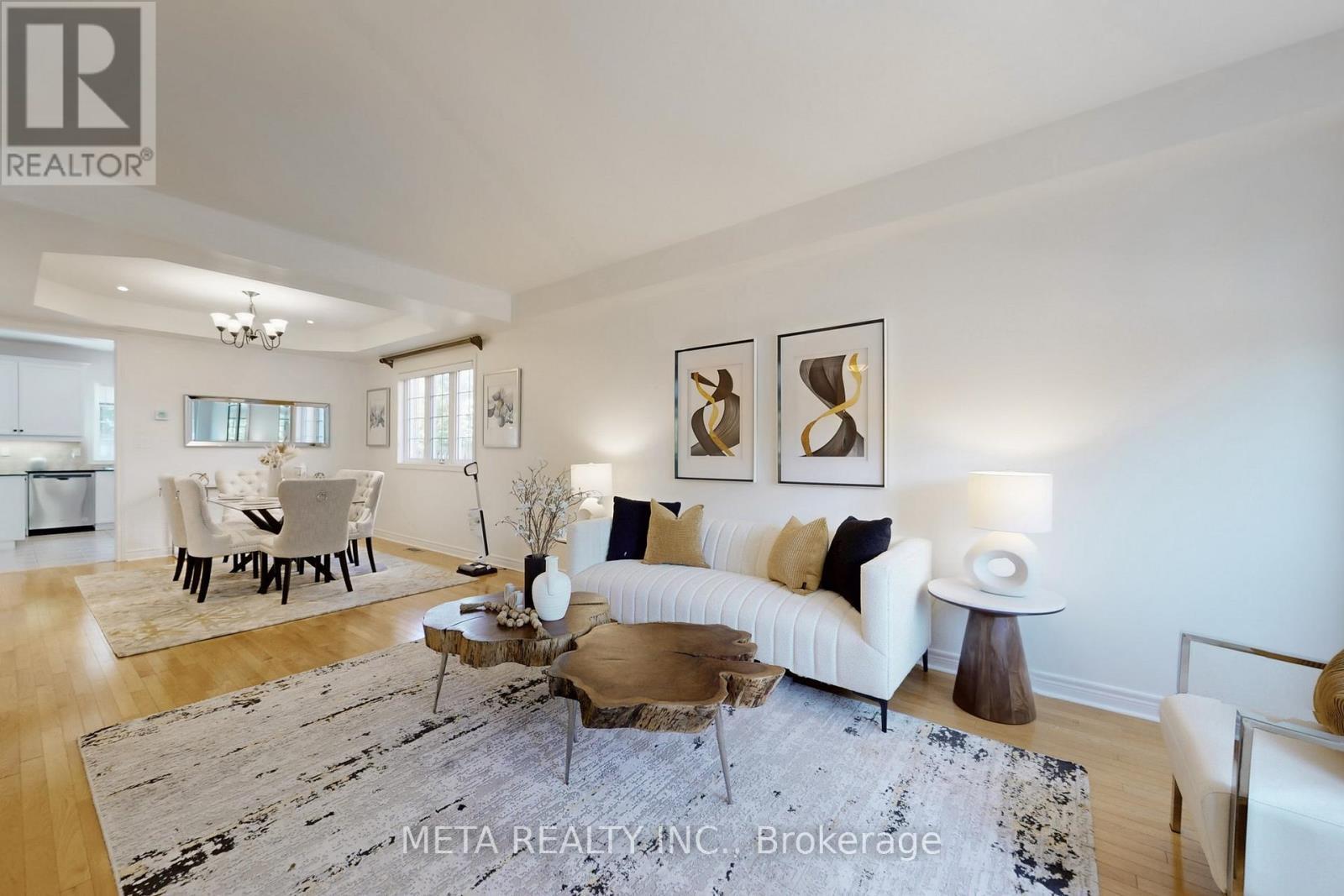 188 Willis Drive, Aurora (Aurora Highlands), Ontario  L4G 7M2 - Photo 3 - N12631310