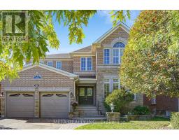 188 WILLIS DRIVE, Aurora, Ontario