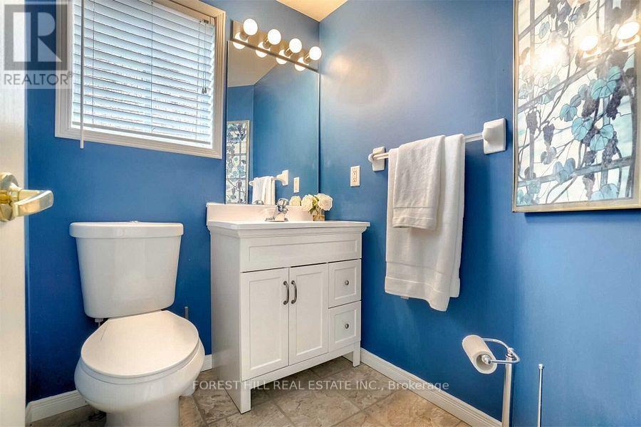 46 Lions Gate Blvd Boulevard, Barrie, Ontario  L4M 7E4 - Photo 10 - S12631308