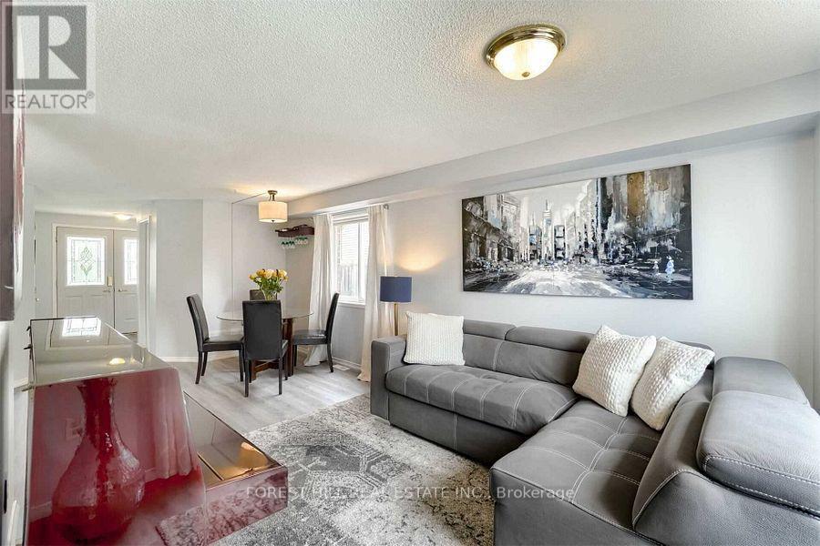 46 Lions Gate Blvd Boulevard, Barrie, Ontario  L4M 7E4 - Photo 3 - S12631308