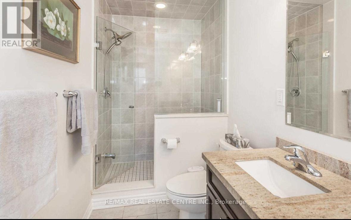 304 Trudeau Drive E, Milton, Ontario  L9T 8Y7 - Photo 6 - W12631330