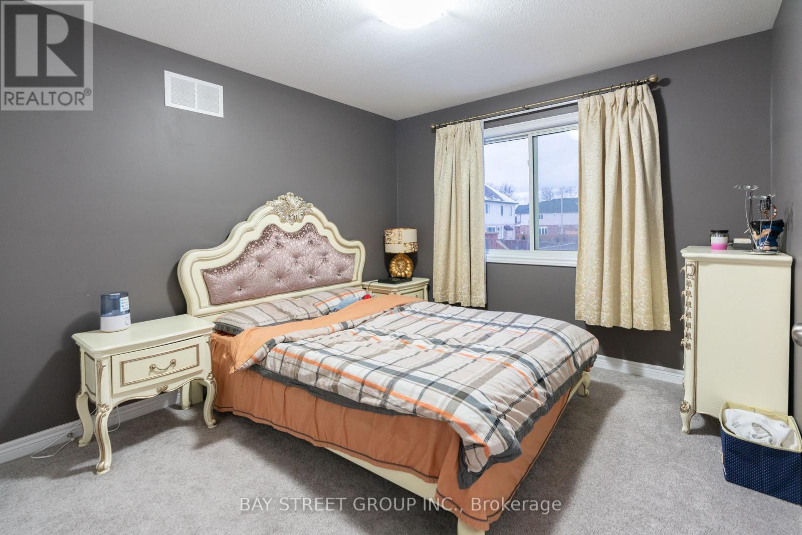 7833 Oldfield Road, Niagara Falls, Ontario  L2G 3J8 - Photo 10 - X12631318