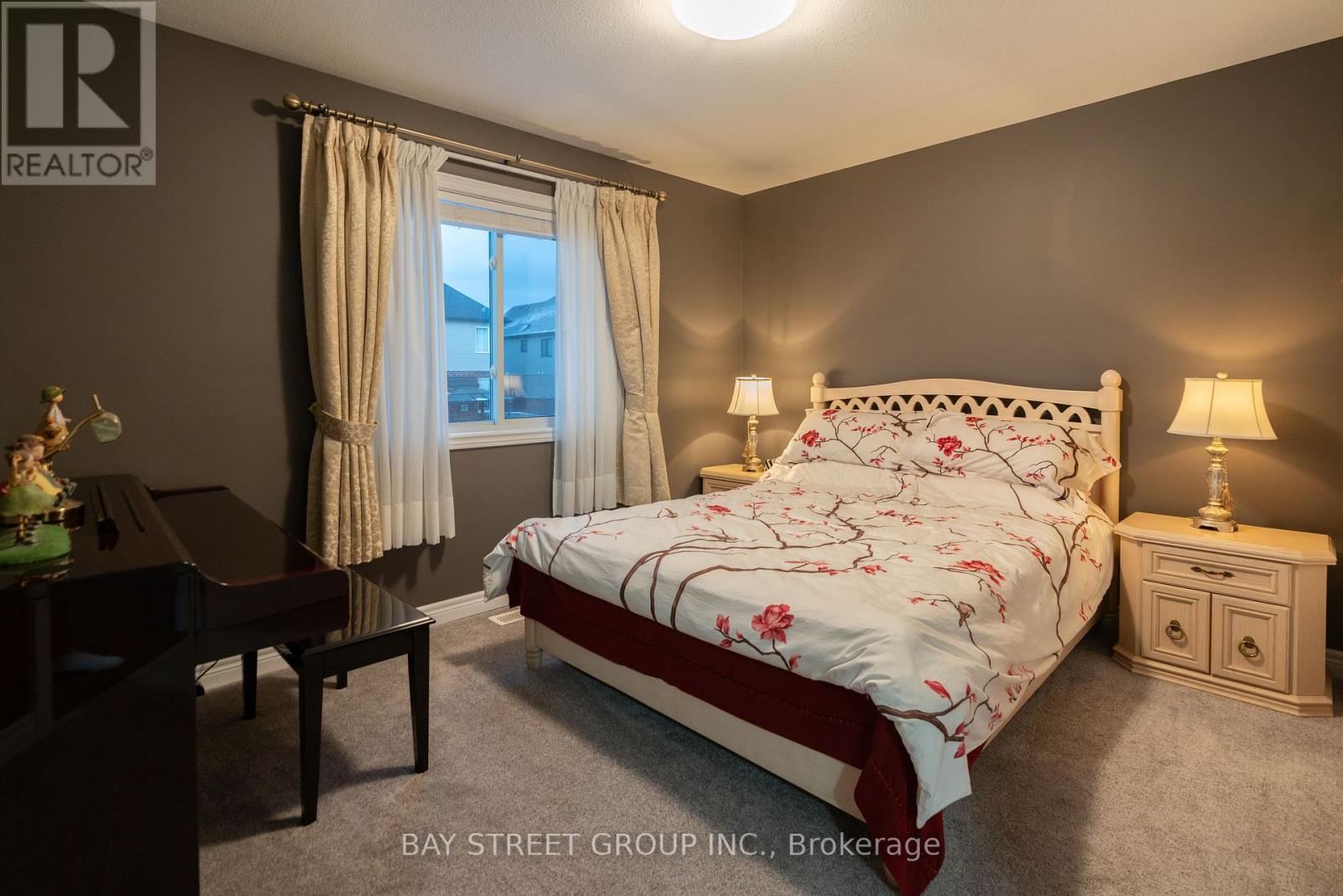 7833 Oldfield Road, Niagara Falls, Ontario  L2G 3J8 - Photo 11 - X12631318