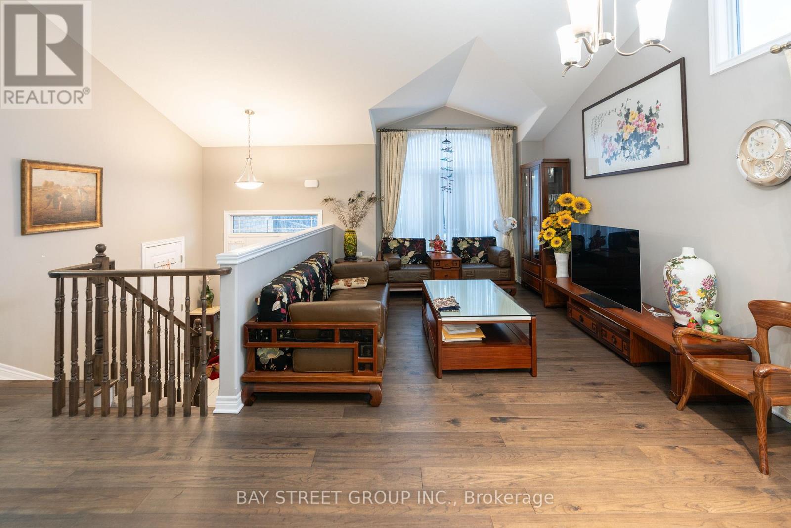 7833 Oldfield Road, Niagara Falls, Ontario  L2G 3J8 - Photo 4 - X12631318