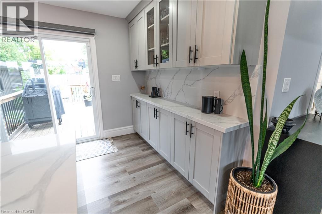 19 Russell Street, Brantford, Ontario  N3R 1Y8 - Photo 13 - 40790586