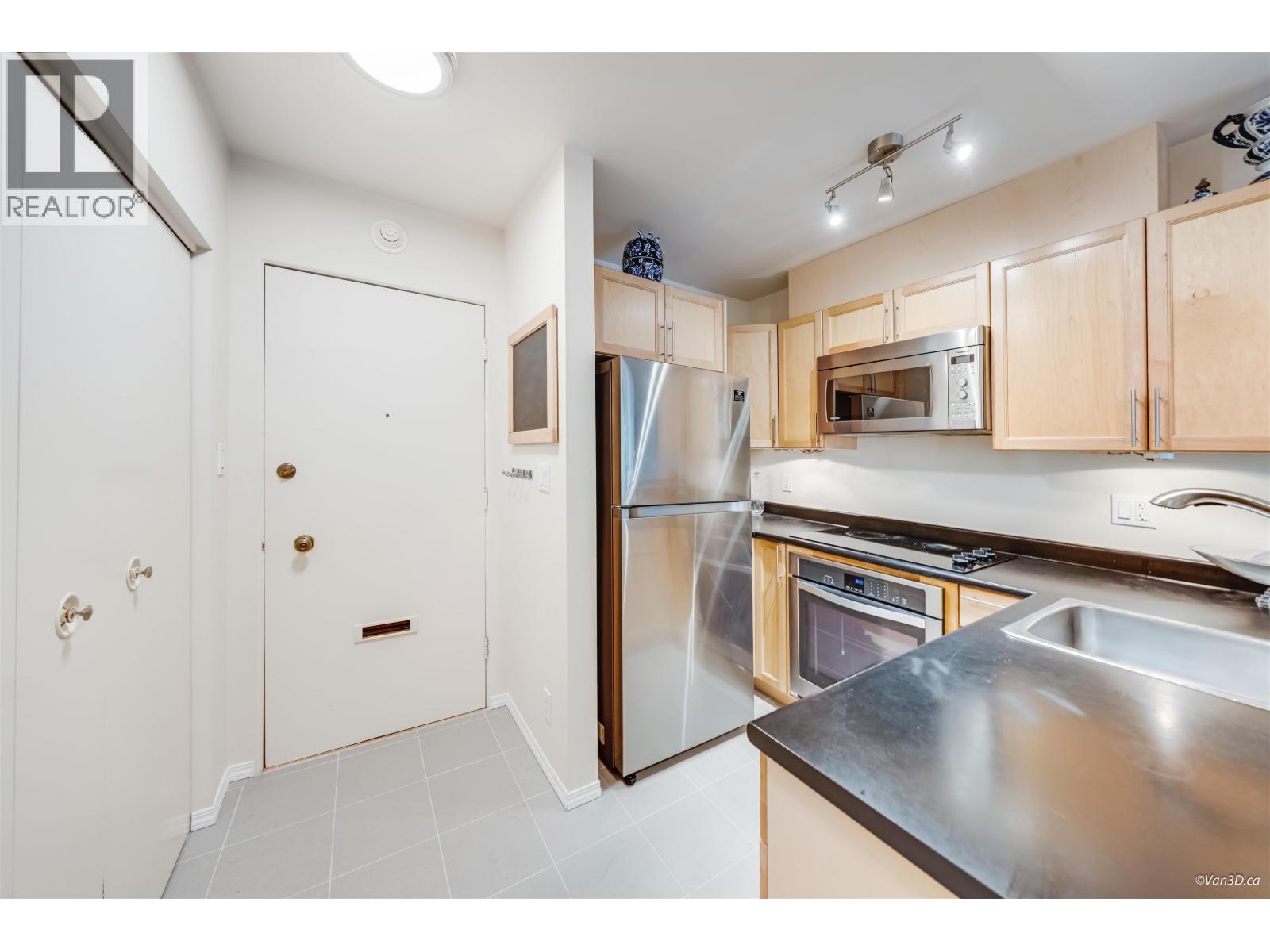 308 1425 Esquimalt Avenue, West Vancouver, British Columbia  V7T 1L1 - Photo 13 - R3073745