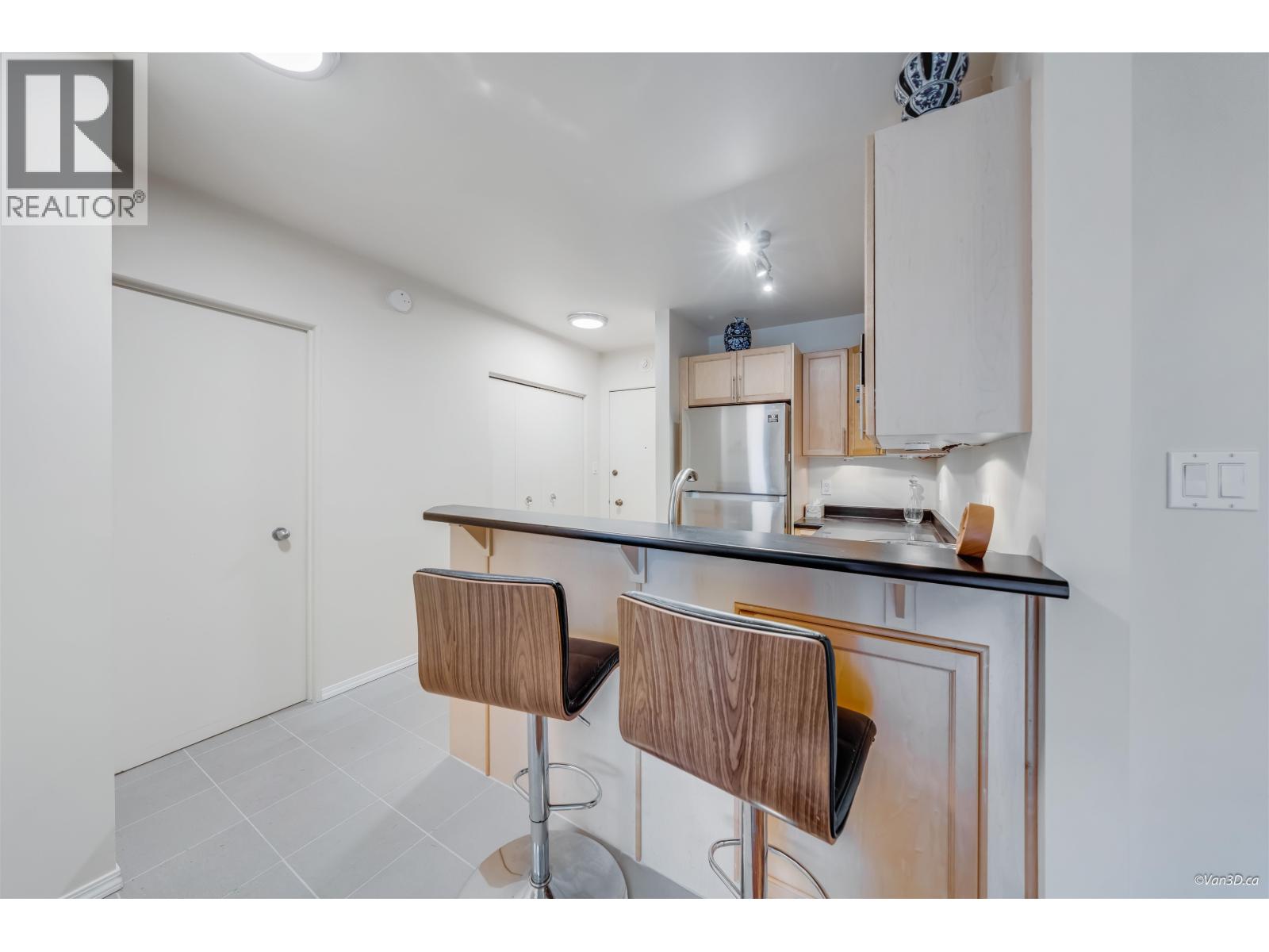 308 1425 Esquimalt Avenue, West Vancouver, British Columbia  V7T 1L1 - Photo 15 - R3073745