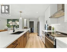 374 MAGNOLIA Drive, Hamilton, Ontario