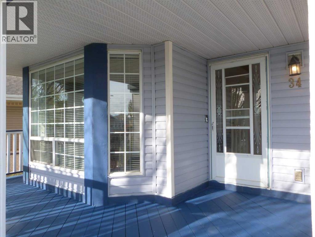 34 Martinridge Road Ne, Calgary, Alberta  T3J 3L4 - Photo 3 - A2220346