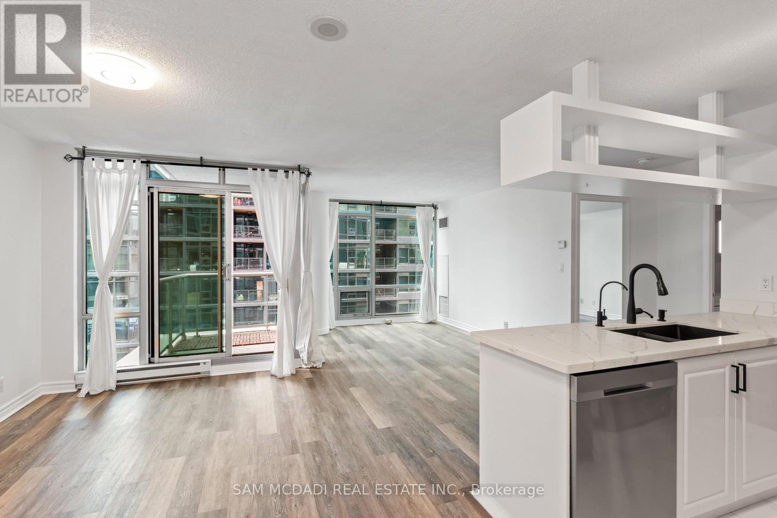 1006 - 81 Navy Wharf Court, Toronto, Ontario  M5V 3S2 - Photo 6 - C12631340