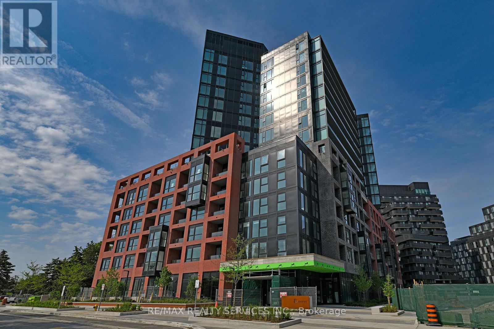 0419 - 8 TIPPETT ROAD, Toronto, Ontario