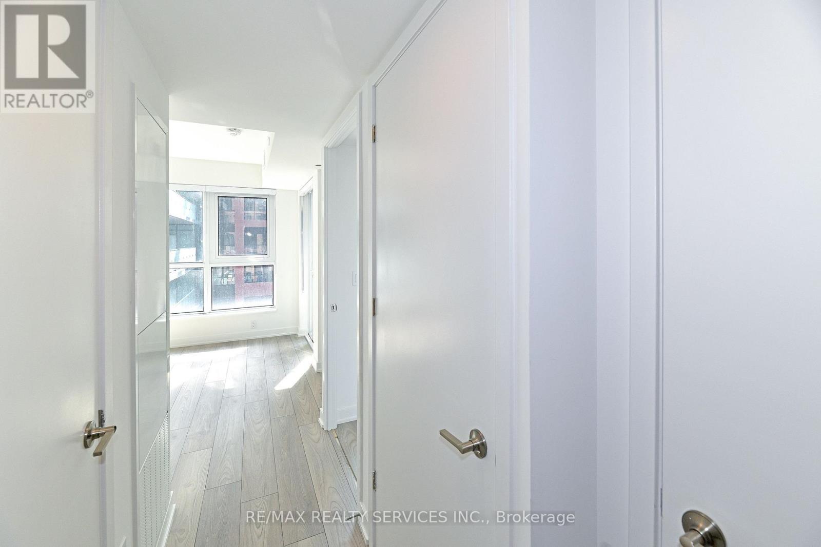 0419 - 8 Tippett Road, Toronto (Clanton Park), Ontario  M3H 0E7 - Photo 26 - C12631378