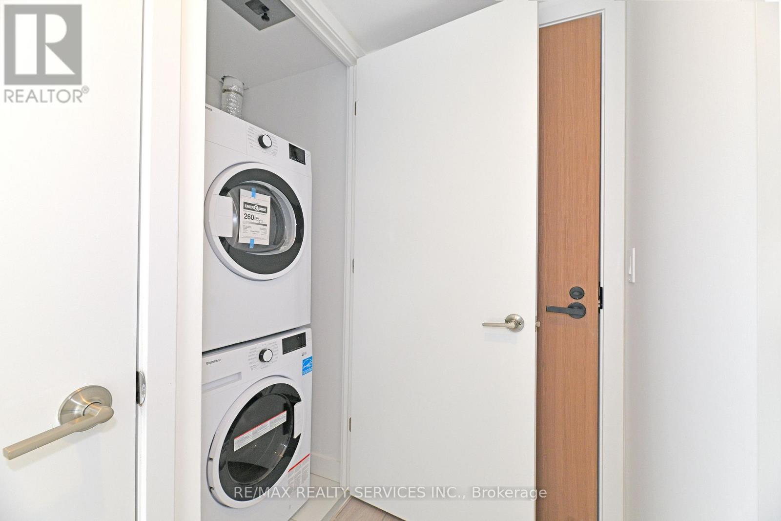 0419 - 8 Tippett Road, Toronto (Clanton Park), Ontario  M3H 0E7 - Photo 28 - C12631378