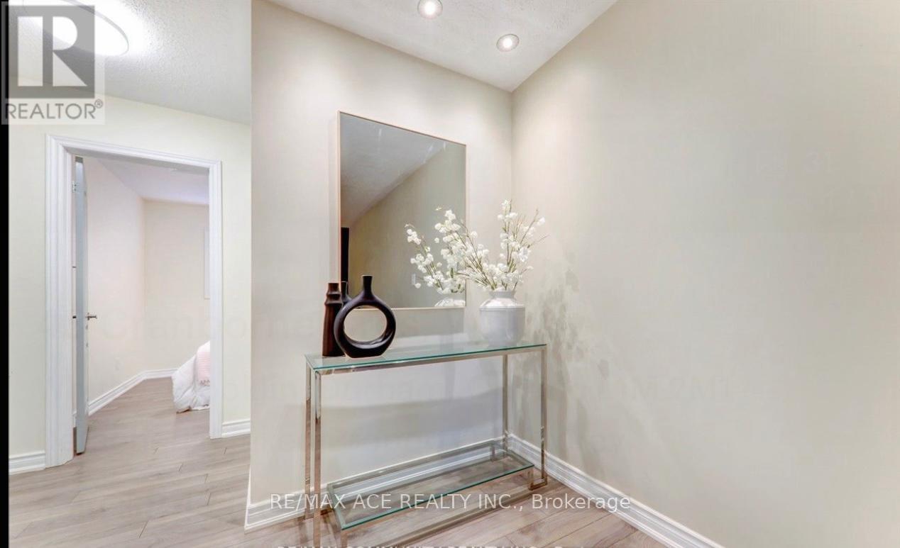 48 Cranborne Crescent, Whitby (Brooklin), Ontario  L1M 2M1 - Photo 16 - E12631368