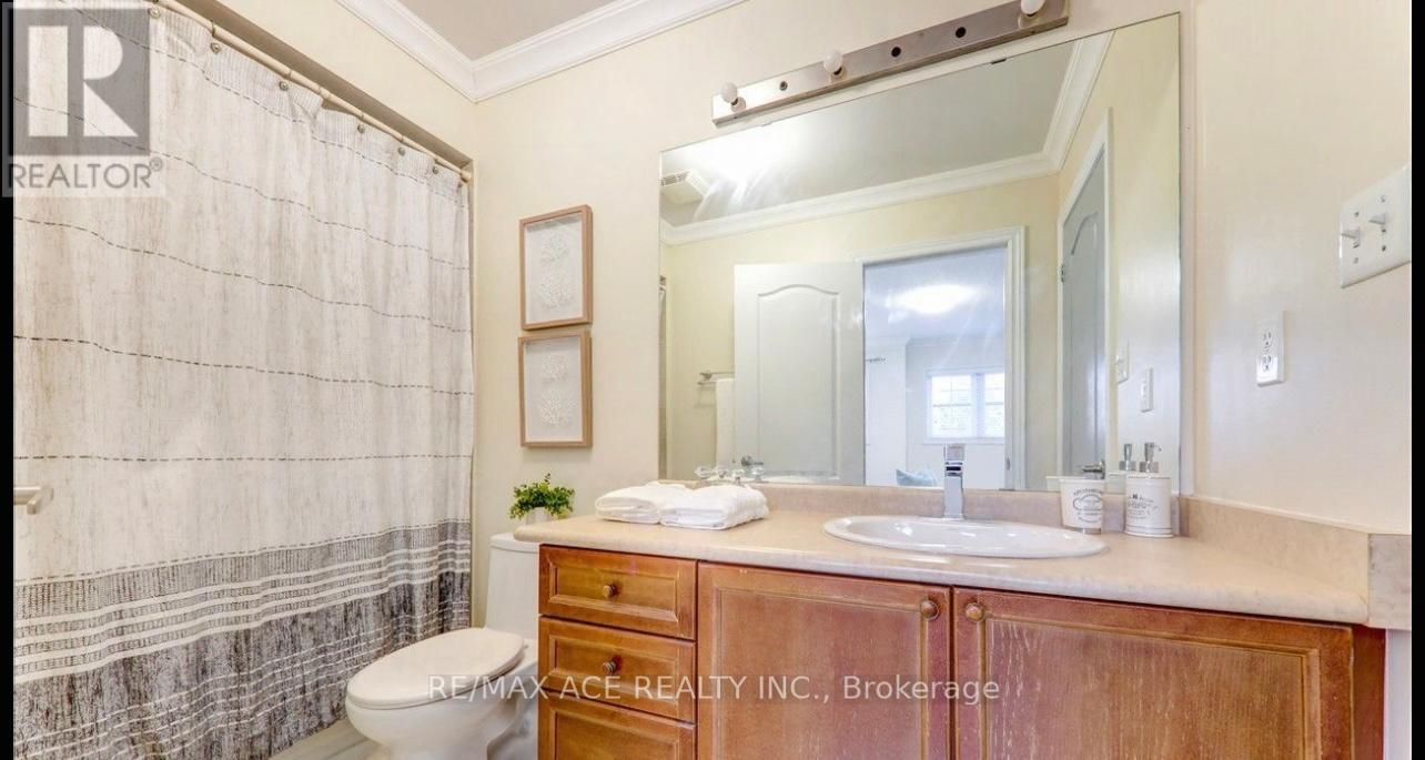 48 Cranborne Crescent, Whitby (Brooklin), Ontario  L1M 2M1 - Photo 19 - E12631368