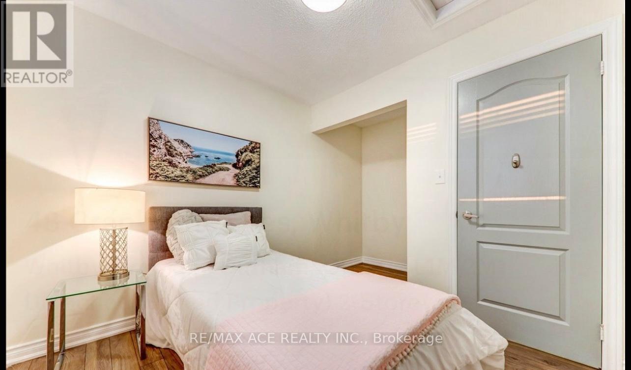 48 Cranborne Crescent, Whitby (Brooklin), Ontario  L1M 2M1 - Photo 21 - E12631368