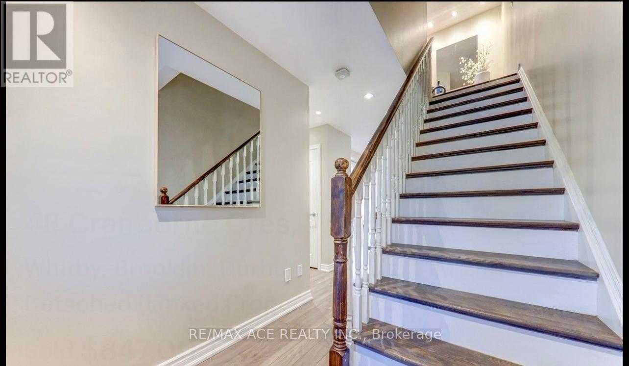 48 Cranborne Crescent, Whitby (Brooklin), Ontario  L1M 2M1 - Photo 7 - E12631368