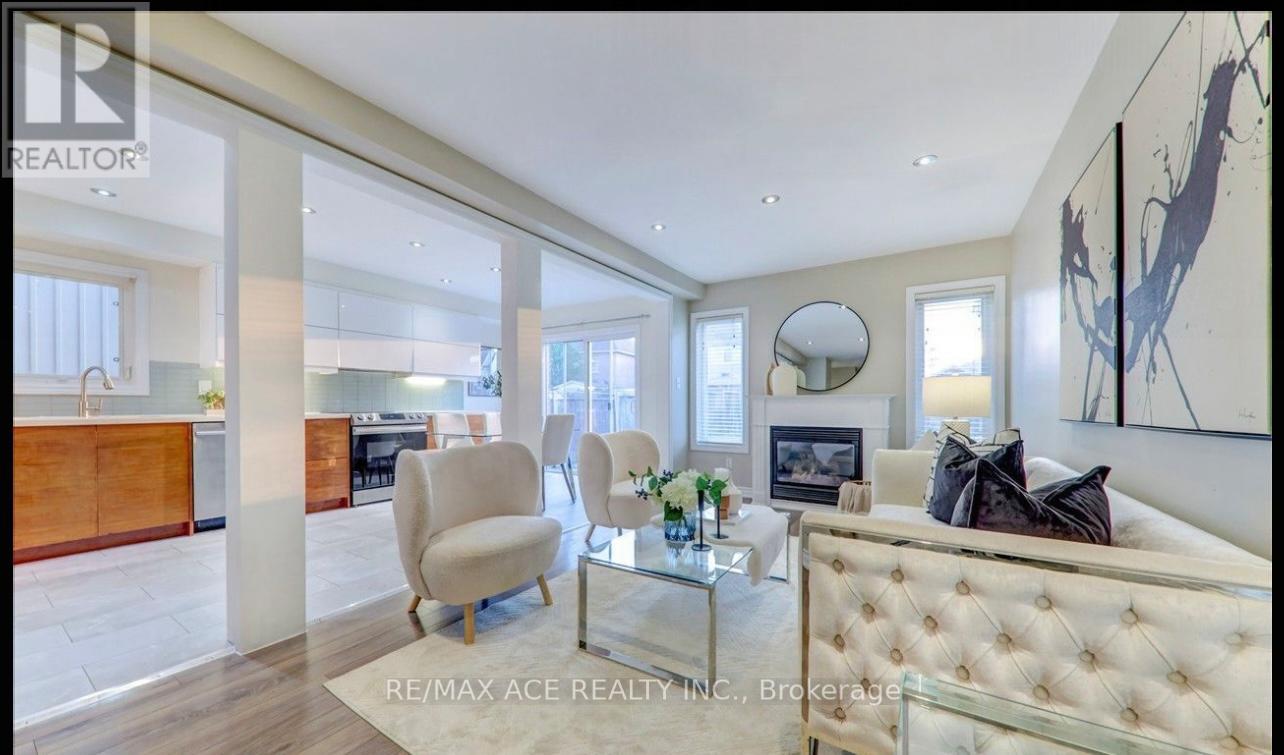 48 Cranborne Crescent, Whitby (Brooklin), Ontario  L1M 2M1 - Photo 9 - E12631368