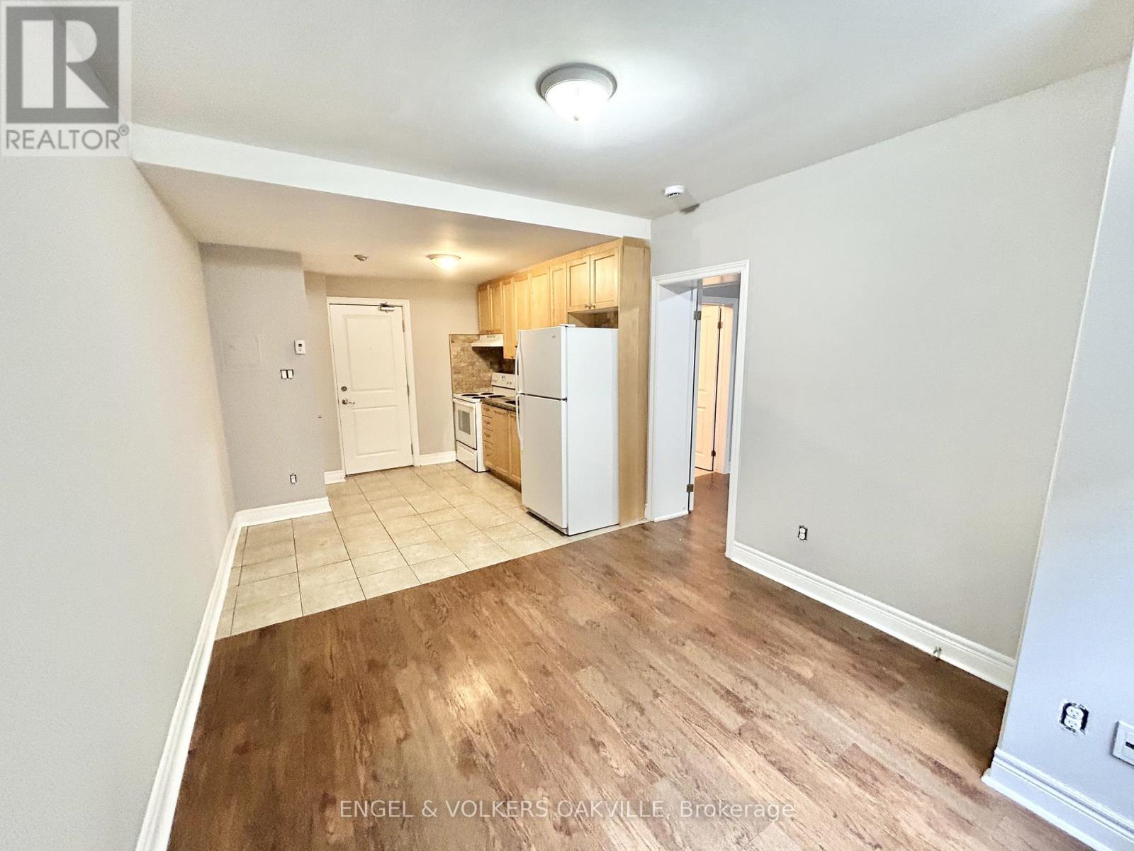 110 - 15 Thirty Third Street, Toronto, Ontario M8W 3G7 - Photo 3 - W12604032