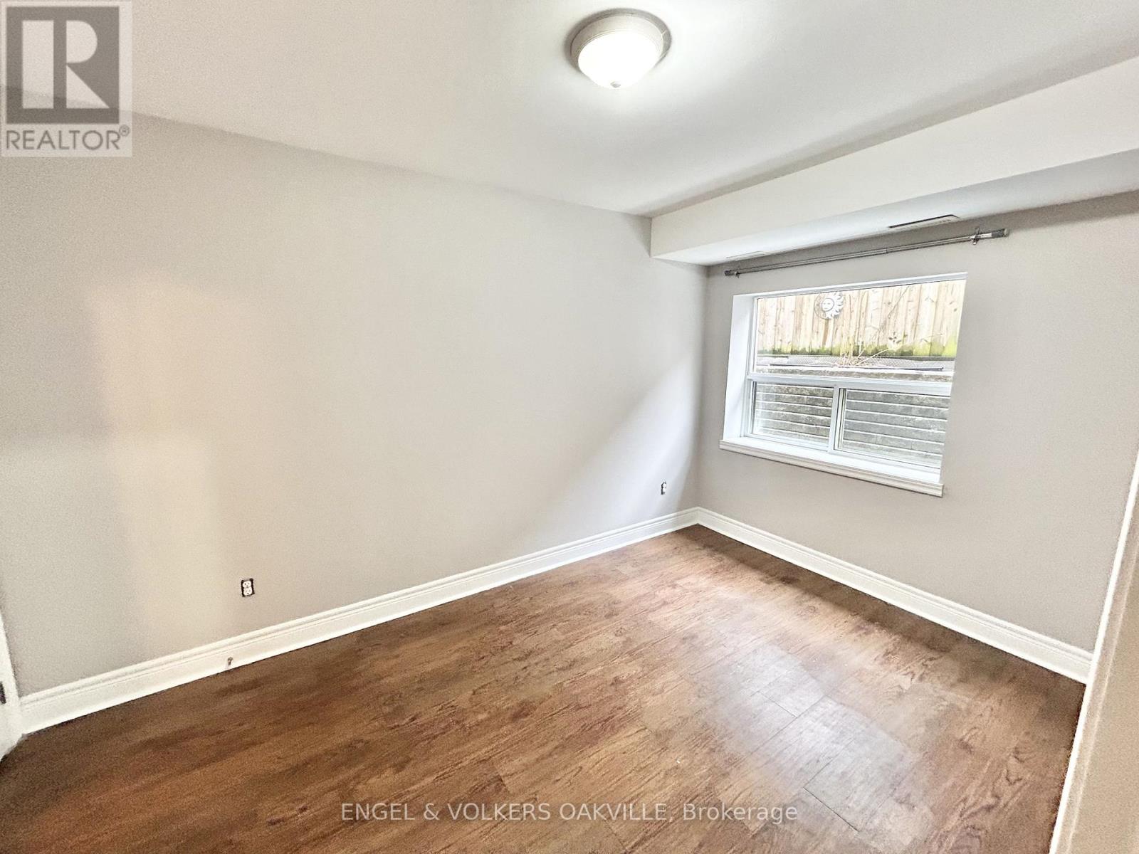 110 - 15 Thirty Third Street, Toronto, Ontario M8W 3G7 - Photo 4 - W12604032