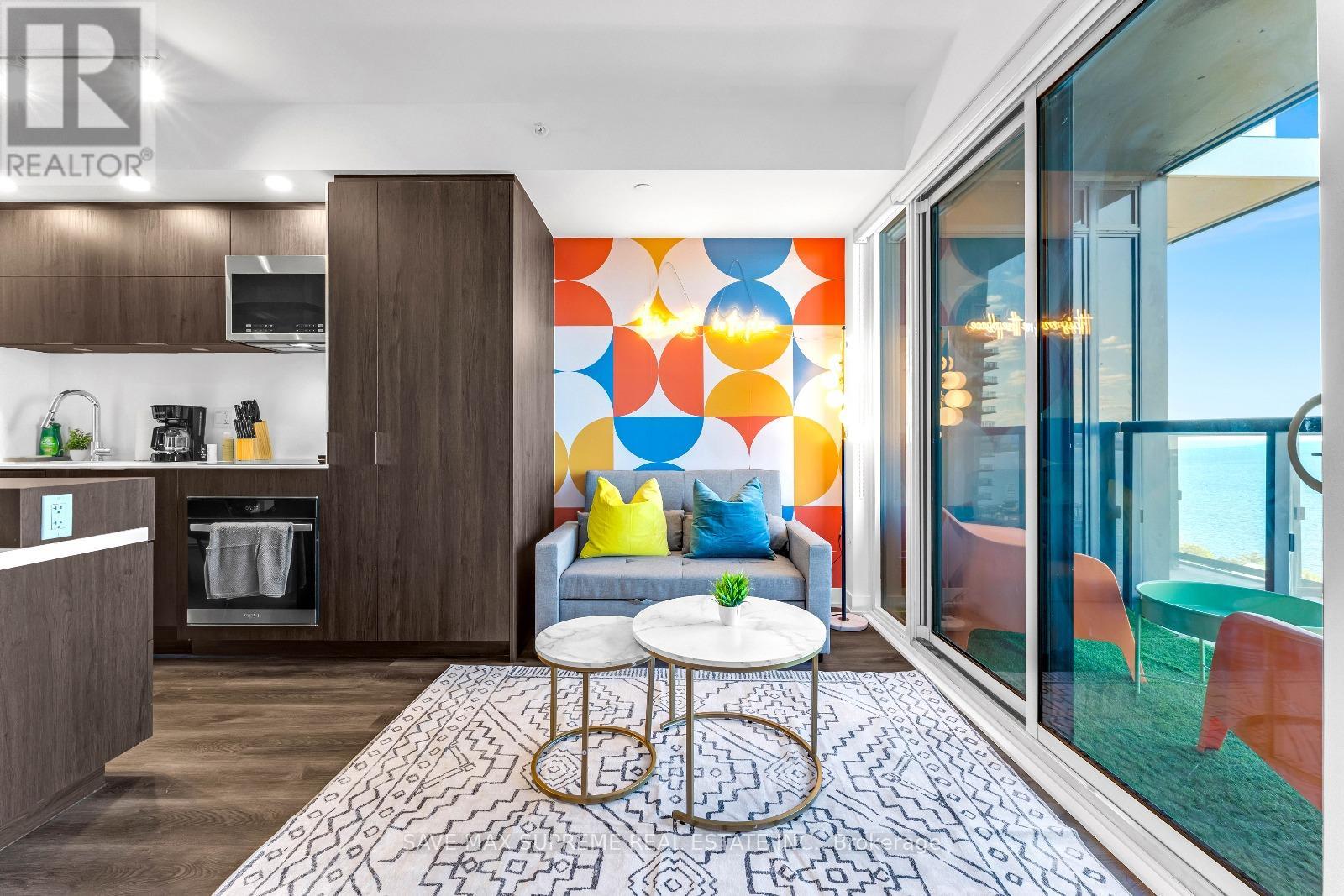 1406 - 370 Martha Street, Burlington, Ontario  L7R 0G9 - Photo 8 - W12630894