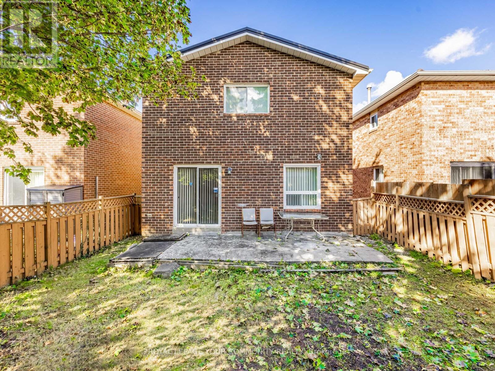 133 Wexford Road, Brampton (Heart Lake West), Ontario  L6Z 2T5 - Photo 31 - W12631338