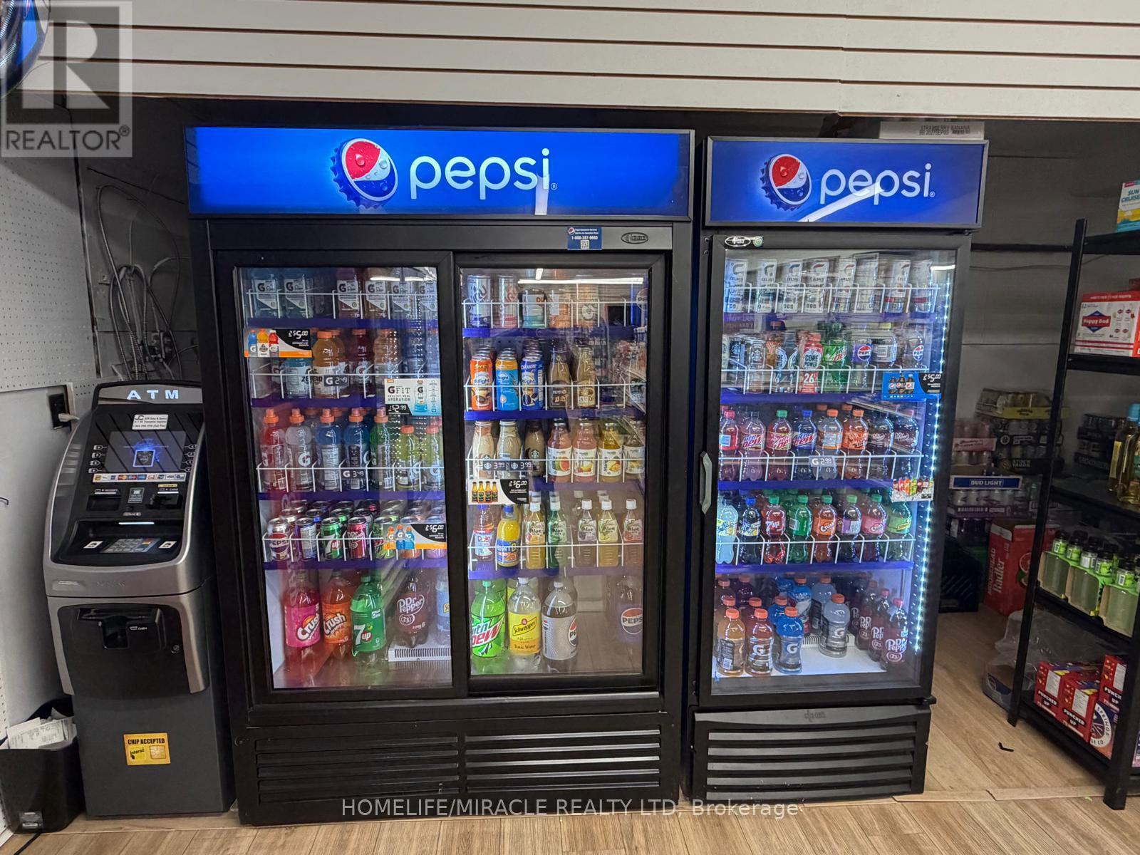 124 Hoffman Street, Kitchener, Ontario  N2M 3N1 - Photo 10 - X12631342