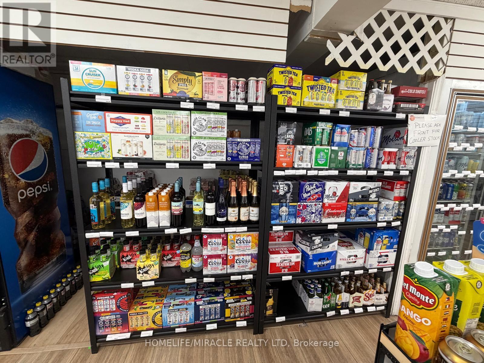 124 Hoffman Street, Kitchener, Ontario  N2M 3N1 - Photo 12 - X12631342