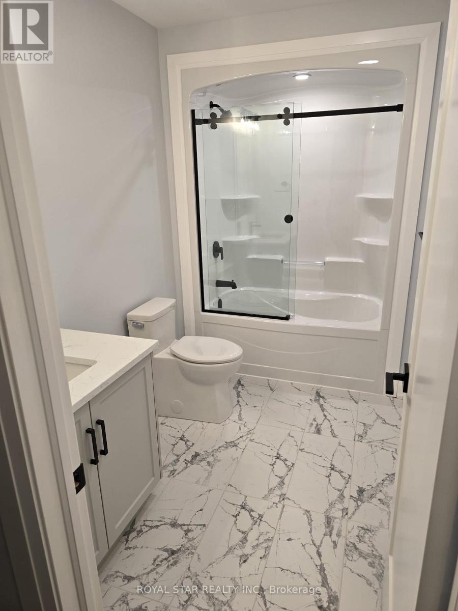 Upper - 6505 Alexa Common, Niagara Falls, Ontario  L2G 0E4 - Photo 12 - X12631352