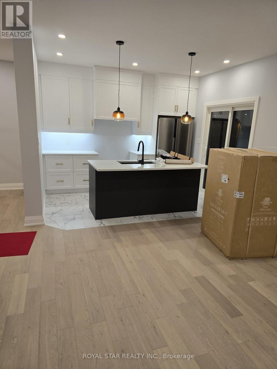 Upper - 6505 Alexa Common, Niagara Falls, Ontario  L2G 0E4 - Photo 5 - X12631352