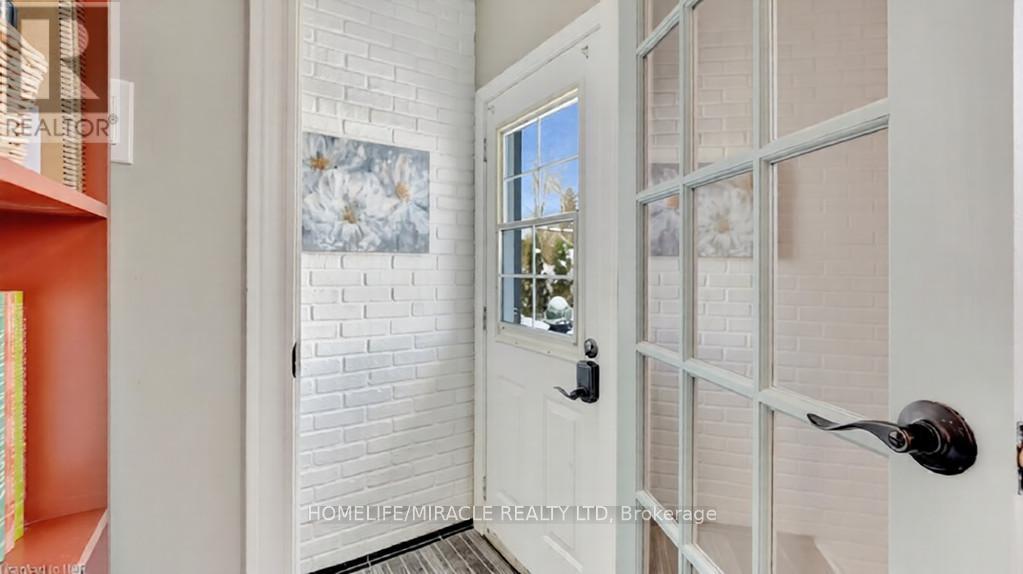 35 Pearce Avenue, St. Catharines, Ontario  L2M 6N2 - Photo 13 - X12631354