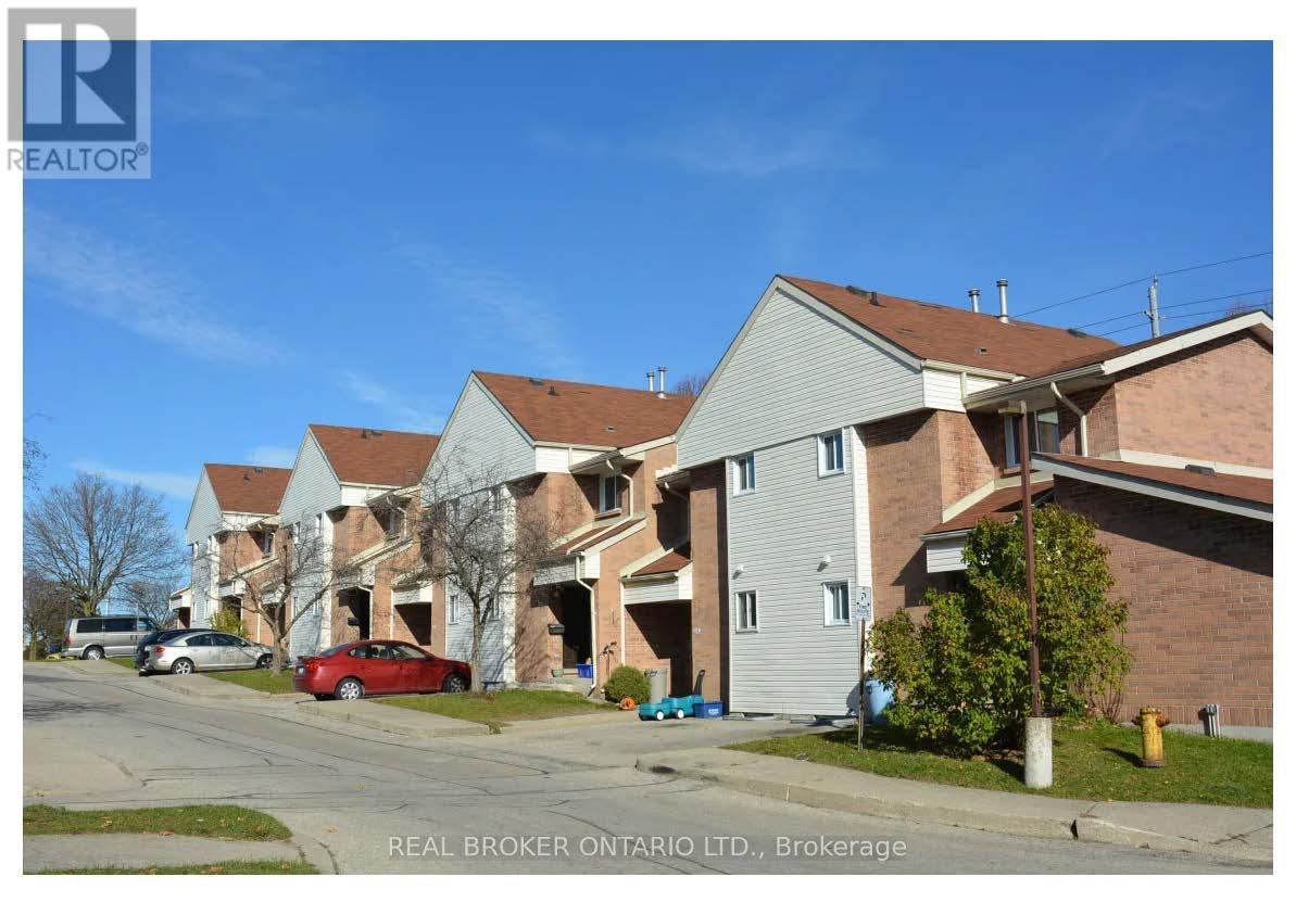 15 MILLWOOD CRESCENT, Kitchener, Ontario