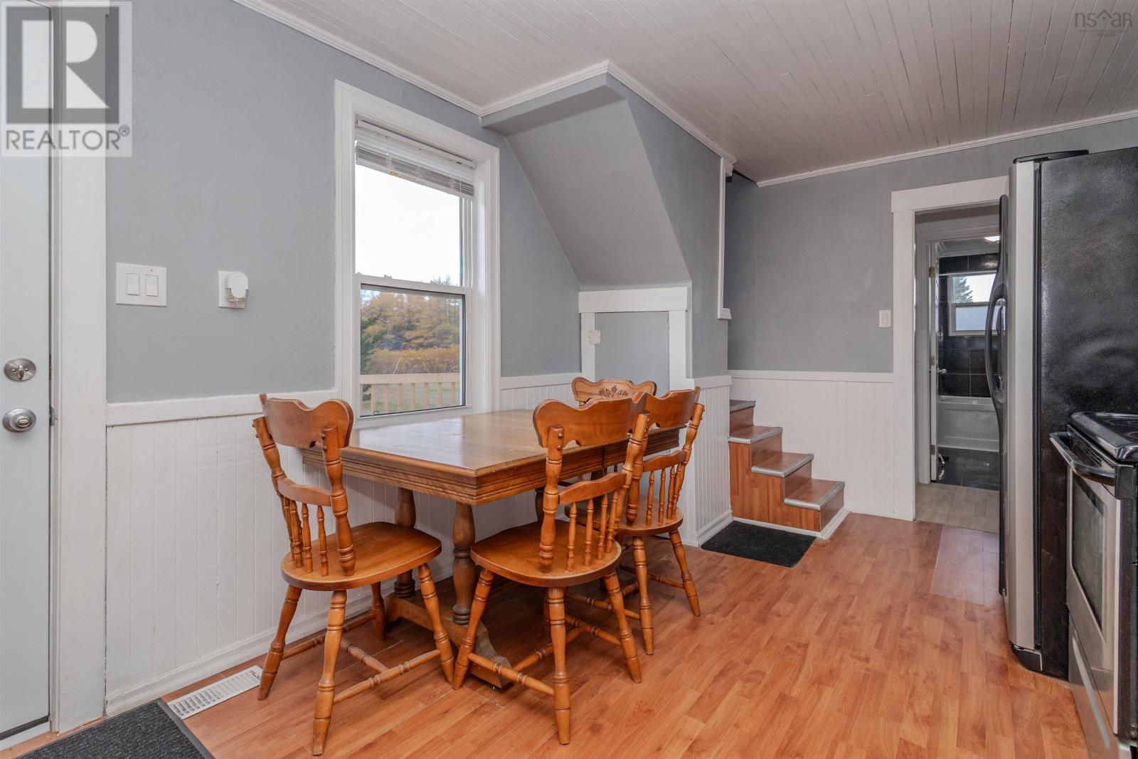 65 Rear Main Street, Reserve Mines, Nova Scotia  B1E 1H4 - Photo 13 - 202528003