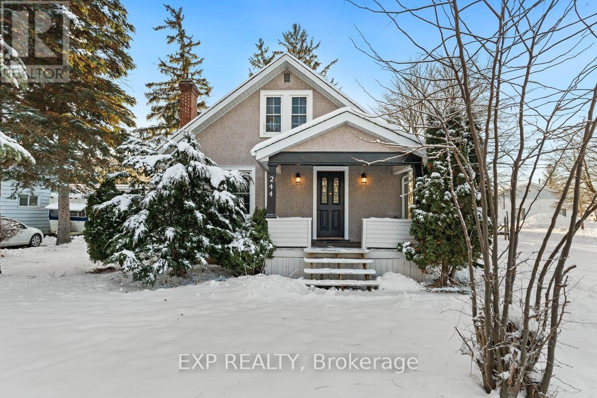 244 ROBERT STREET, Greater Napanee, Ontario