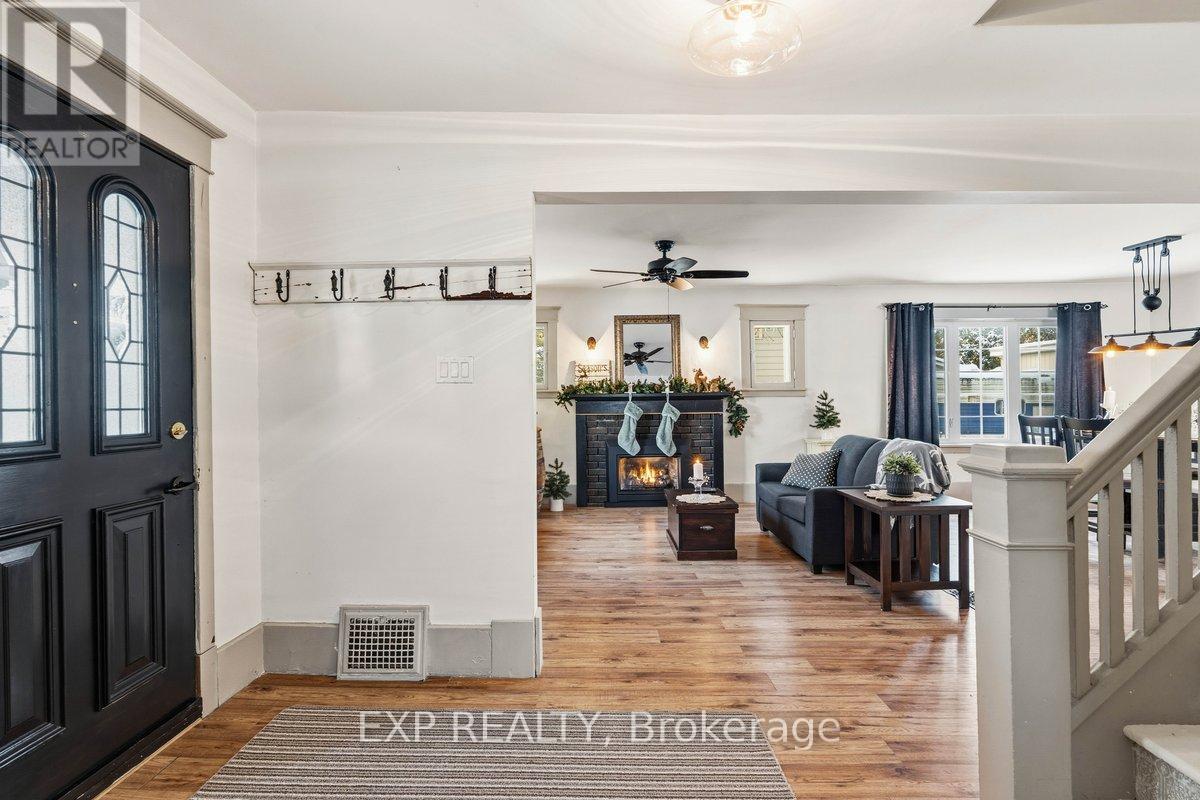 244 Robert Street, Greater Napanee, Ontario  K7R 2N2 - Photo 6 - X12631386