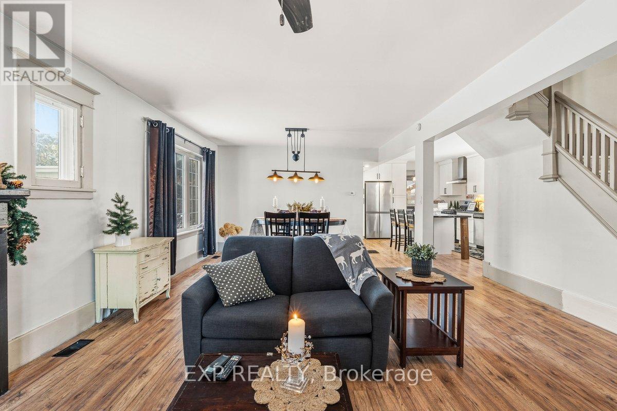 244 Robert Street, Greater Napanee, Ontario  K7R 2N2 - Photo 9 - X12631386