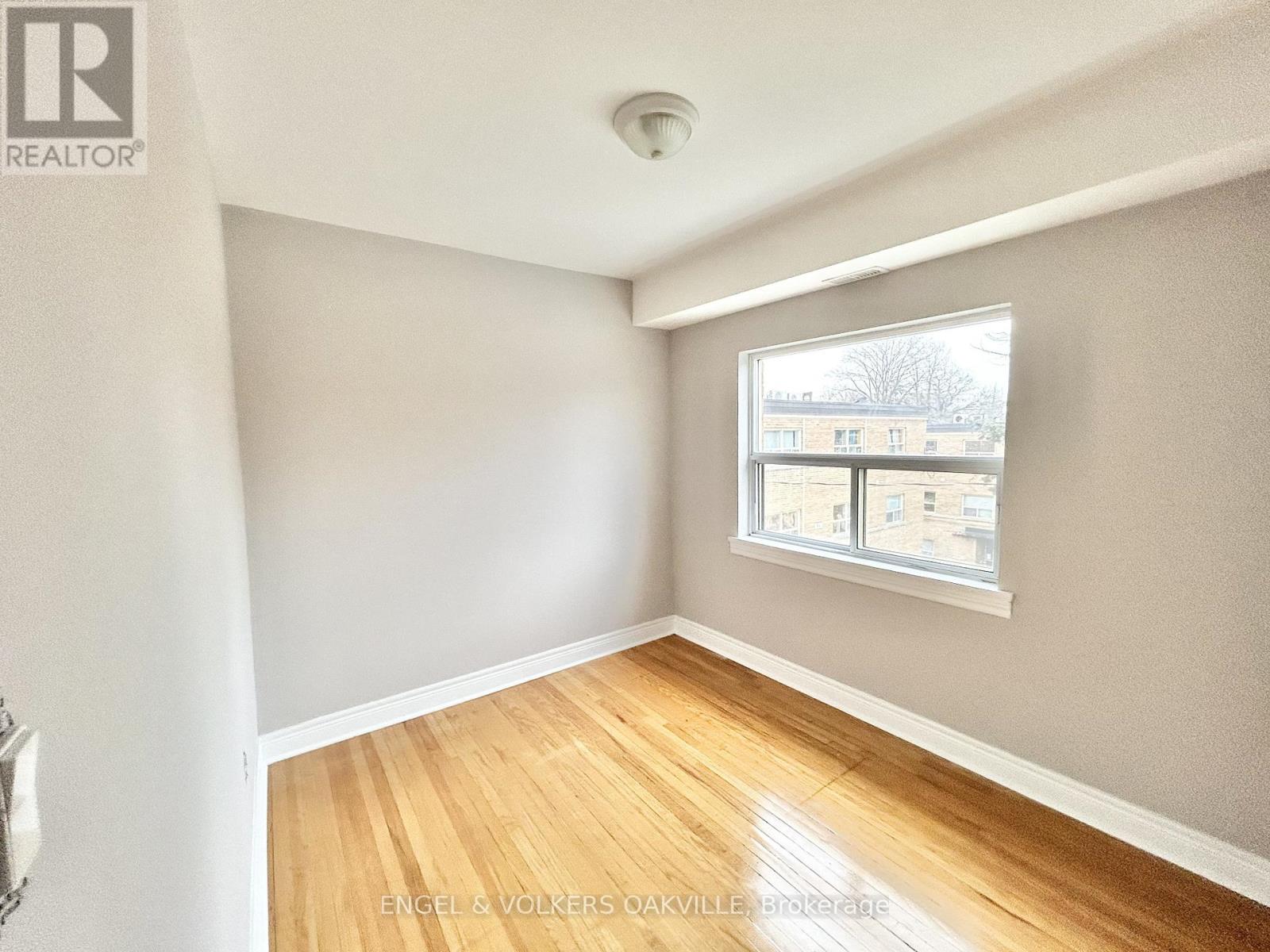 301 - 15 Thirty Third Street, Toronto, Ontario  M8W 3G7 - Photo 6 - W12604034