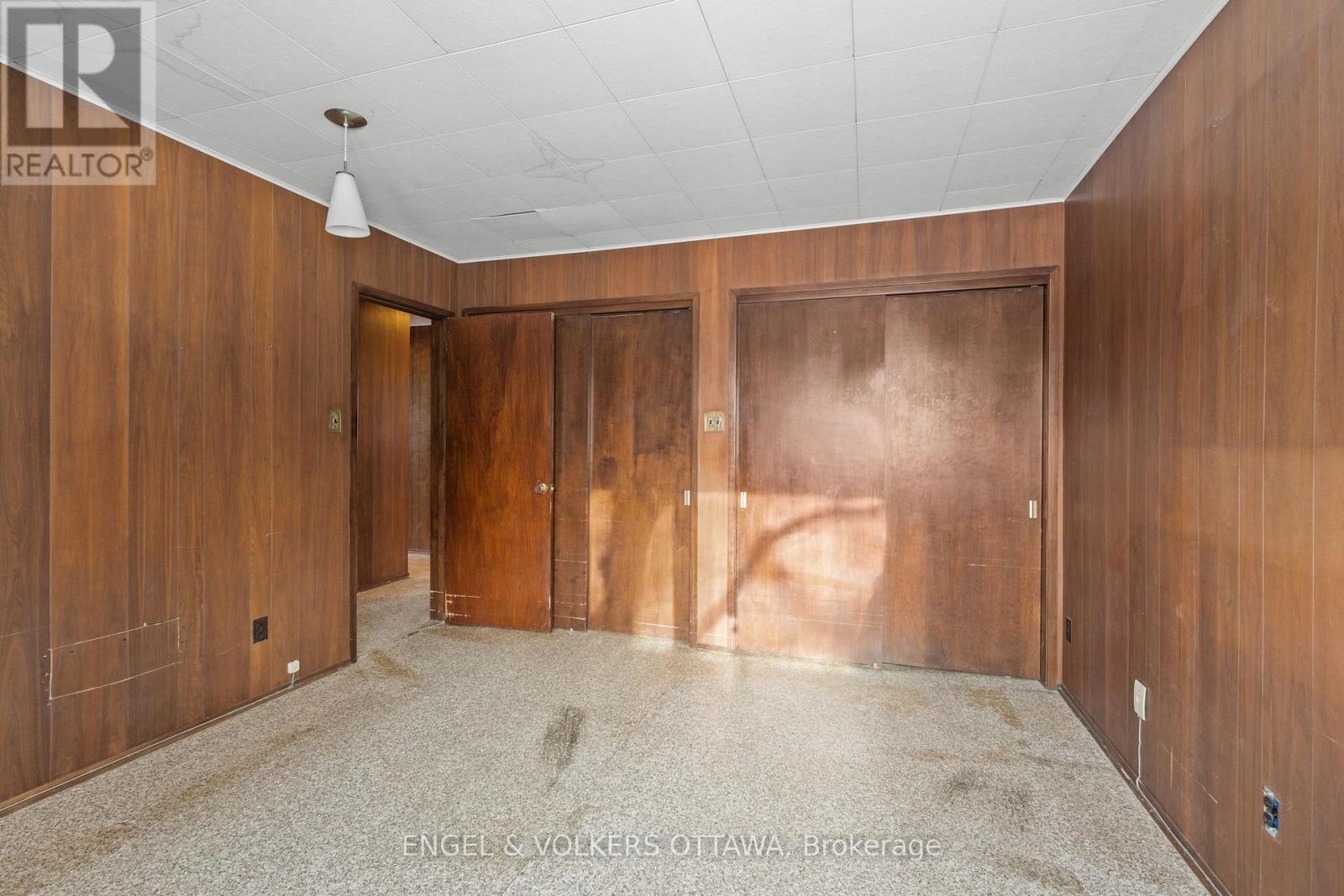 2626 Elmhurst Street, Ottawa, Ontario  K2B 7N6 - Photo 31 - X12631400