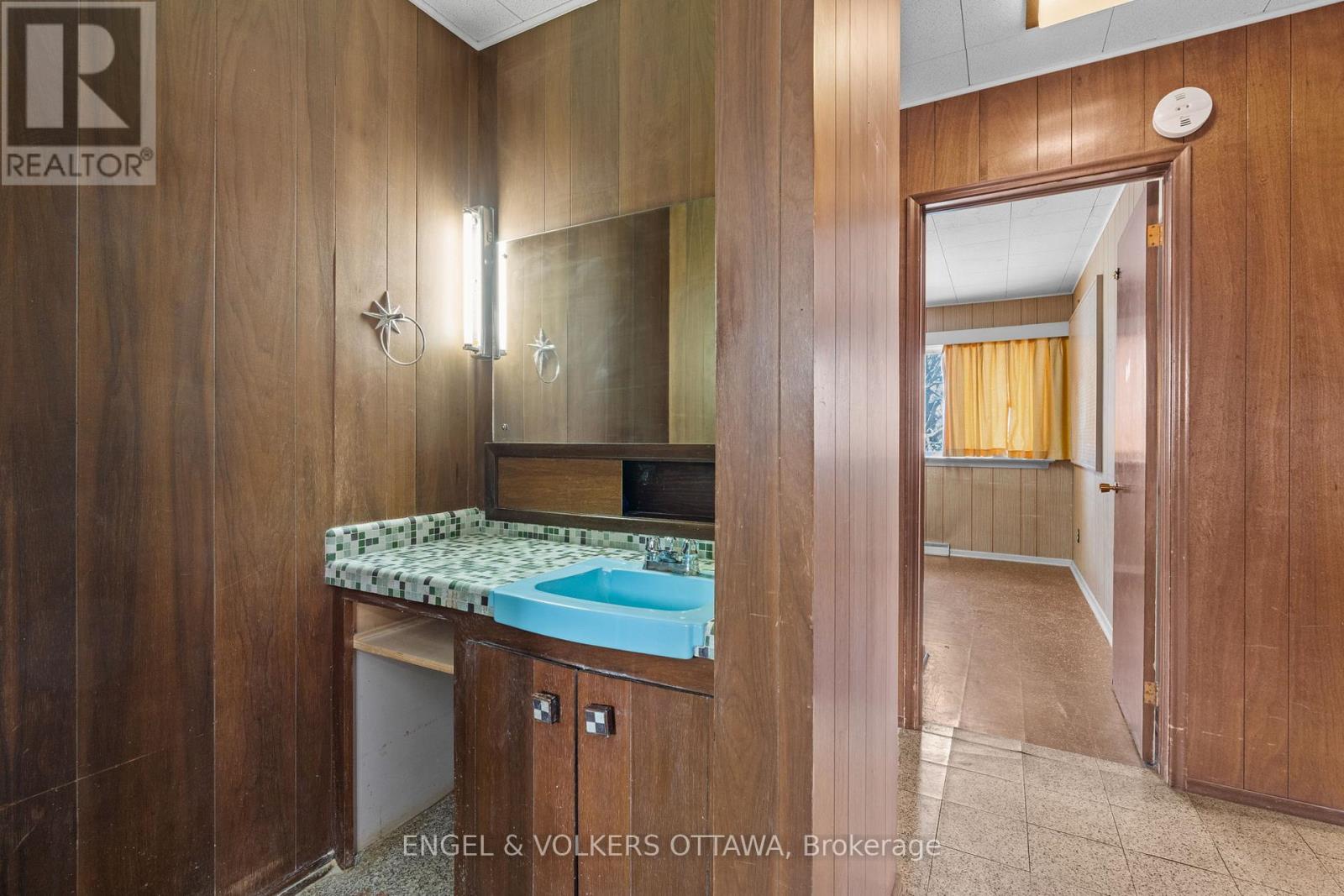 2626 Elmhurst Street, Ottawa, Ontario  K2B 7N6 - Photo 32 - X12631400