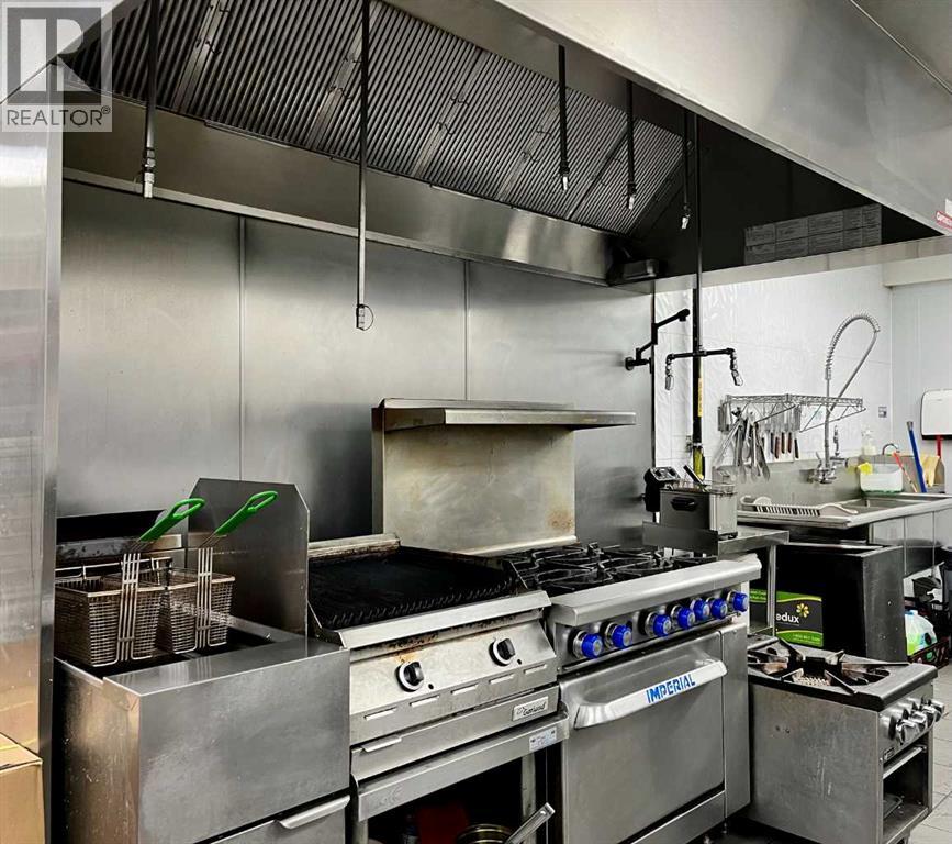 2110, 12 Royal Vista Way Nw, Calgary, Alberta  T3R 0N2 - Photo 6 - A2190462