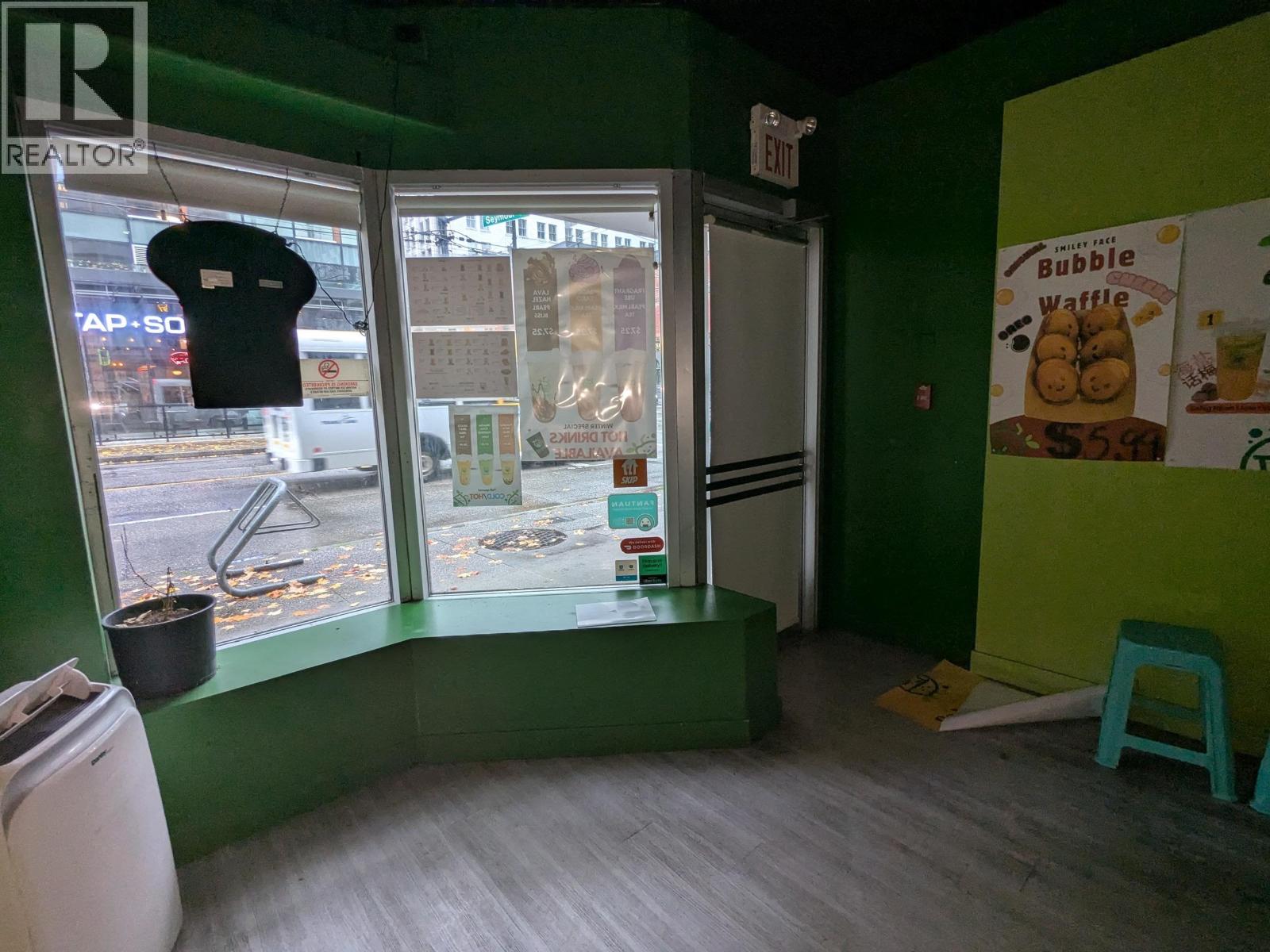 589 W Pender Street, Vancouver, British Columbia  V6B 1V5 - Photo 3 - C8074402