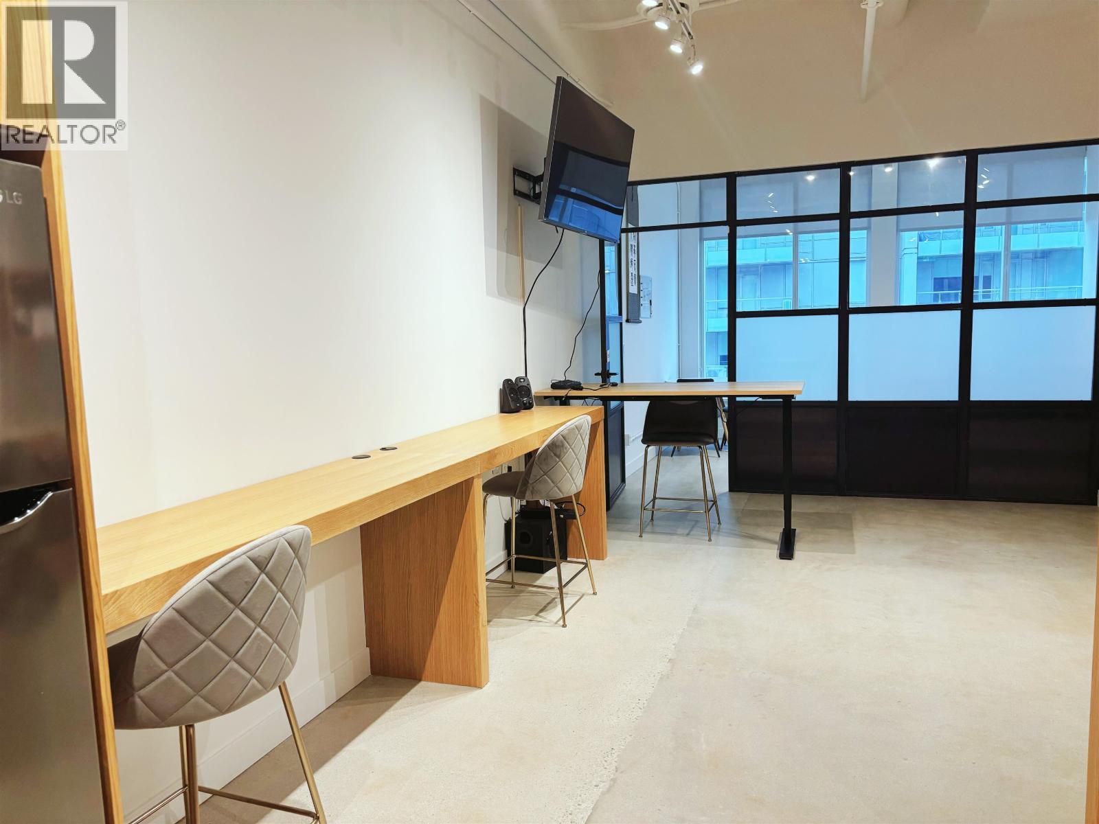 631 6378 Silver Avenue, Burnaby, British Columbia  V5H 0J2 - Photo 4 - C8074102