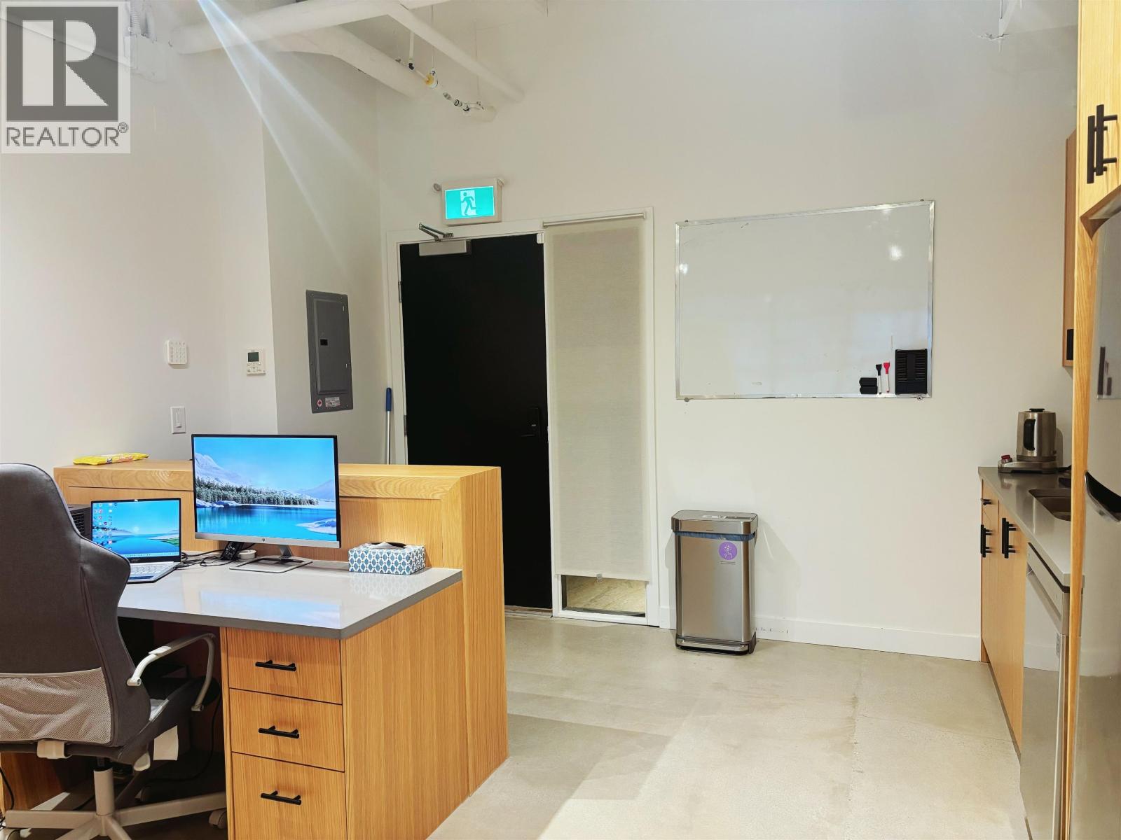 631 6378 Silver Avenue, Burnaby, British Columbia  V5H 0J2 - Photo 1 - C8074102