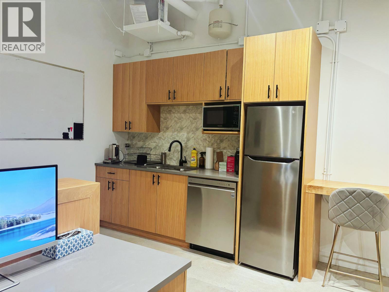 631 6378 Silver Avenue, Burnaby, British Columbia  V5H 0J2 - Photo 2 - C8074102