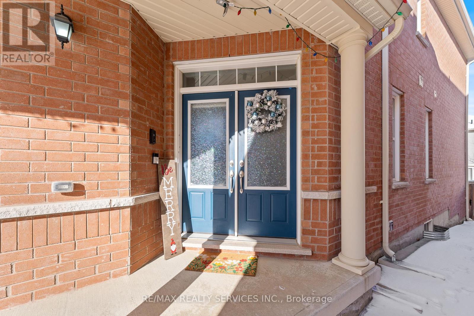 13 Fenchurch Drive, Brampton, Ontario  L7A 4G5 - Photo 5 - W12630818