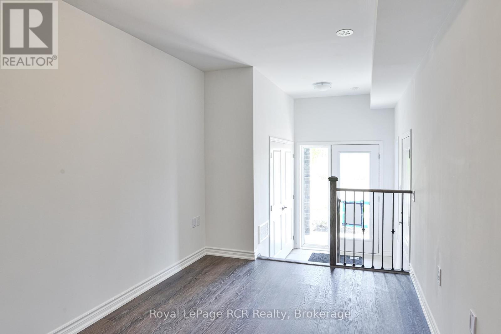 150 Elgin Street, Orillia, Ontario  L3V 8P7 - Photo 4 - S12631414