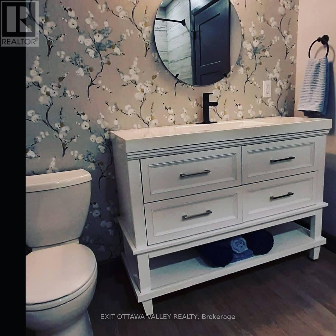 1485 Rapid Road, Whitewater Region, Ontario K0J 2L0 - Photo 23 - X12630684