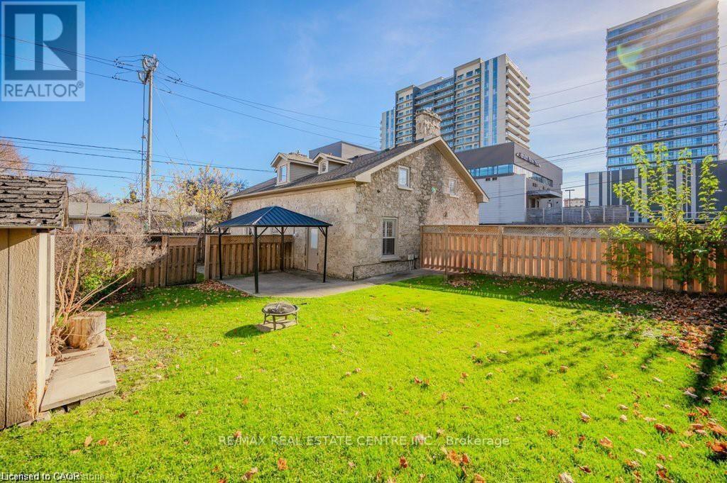 16 St Andrews Street, Cambridge, Ontario  N1S 1M4 - Photo 43 - X12631398