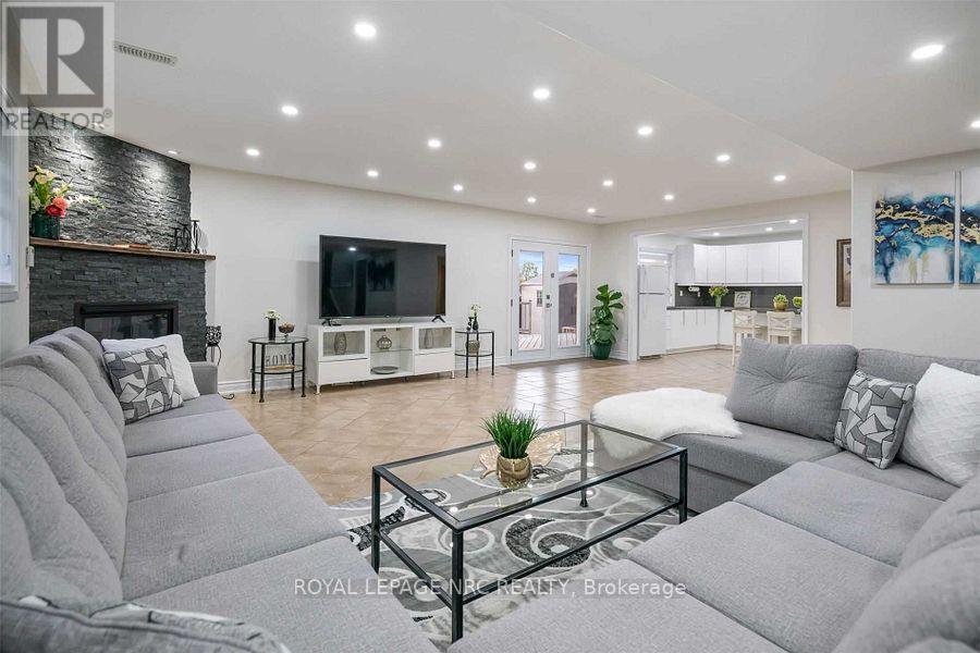 Basement - 89 Michelle Court, Welland, Ontario  L3C 0A2 - Photo 3 - X12631450