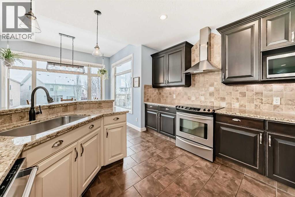 139 Sunset Place, Cochrane, Alberta  T4C 0C3 - Photo 9 - A2271074